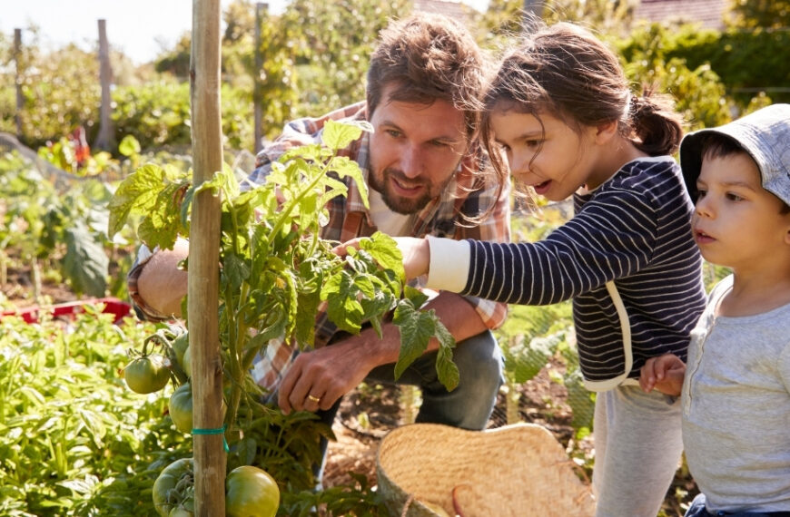 4 preziosi consigli per fare giardinaggio con bambini piccoli!