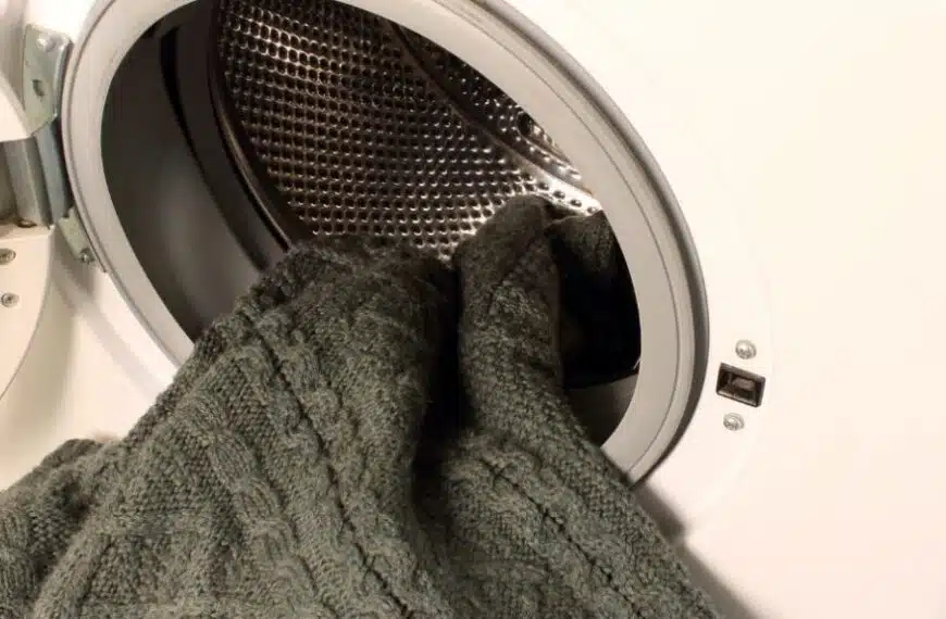 Come lavare correttamente i vostri maglioni in cashmere?