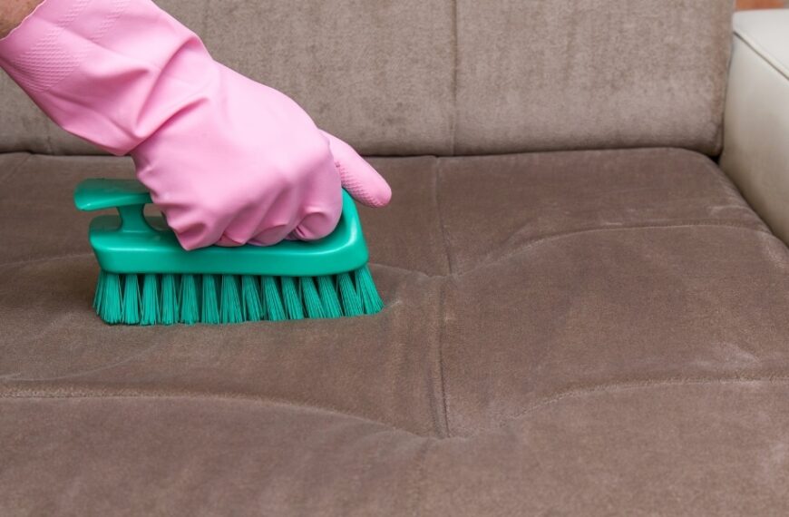 Scopri i nostri consigli chiave per trasformare il tuo soggiorno con un’efficace pulizia di primavera per i tuoi imbottiti!