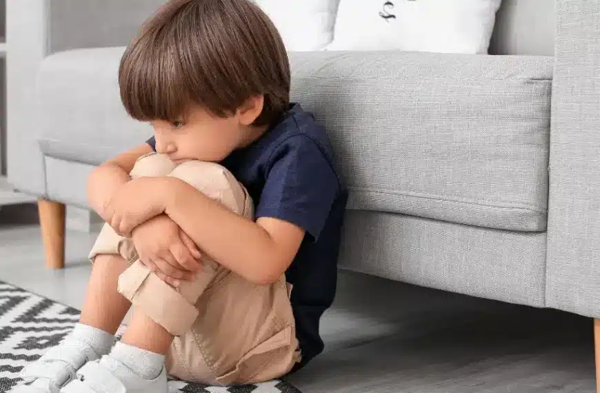 Se riconoscete questi segnali, è probabile che abbiate avuto un’infanzia infelice