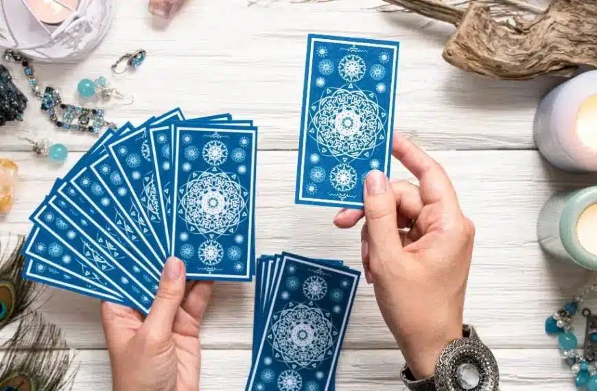 Previsioni astrologiche per il 03 agosto 2024: lettura dei tarocchi ed energie universali