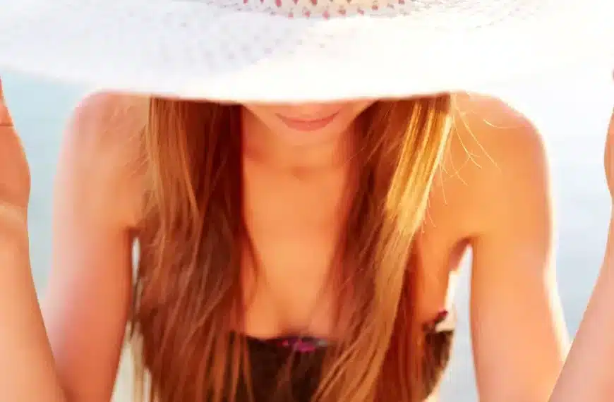 Come proteggere i capelli dal sole?